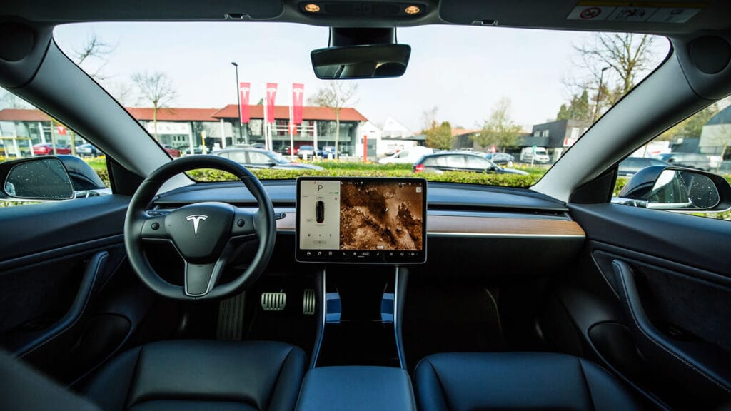 tesla model 3 | 2023.