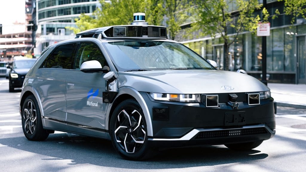 robotaxi motional hyundai ioniq 5 | boston usa | 2023.