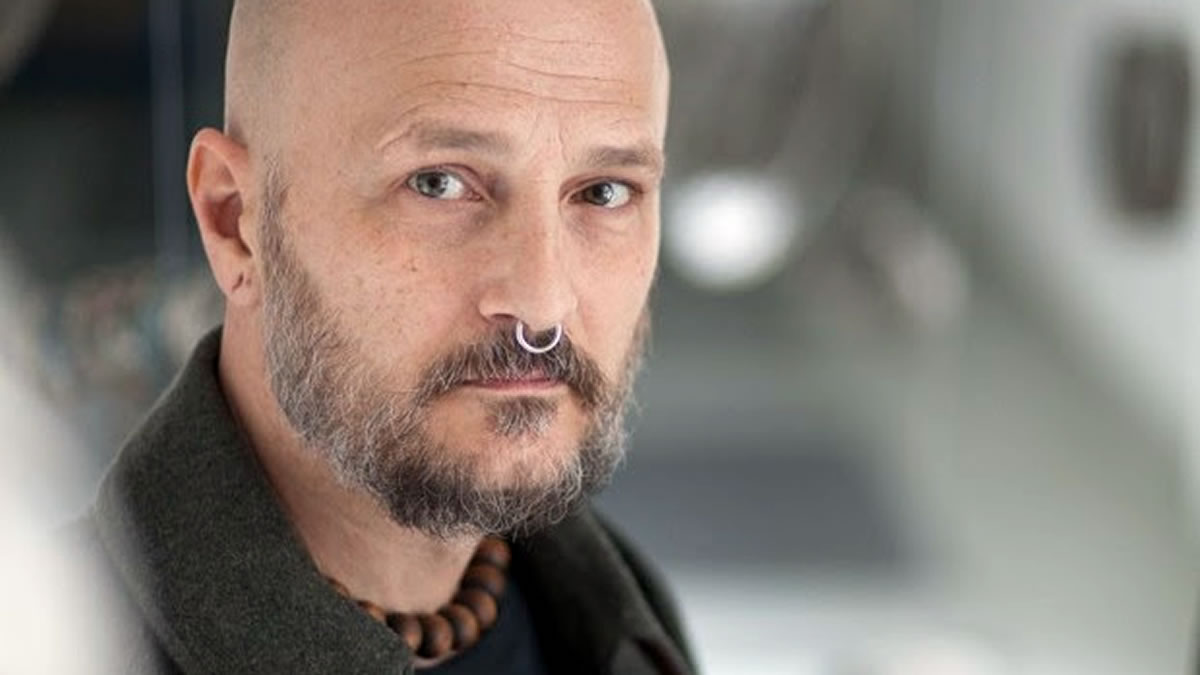 Damir Urban održava intimni koncert u zagrebačkom klubu Sax u srijedu, 27. prosinca 2023. godine