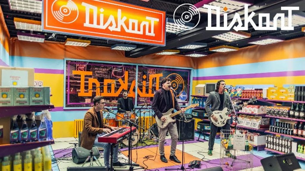 bluvinil | diskont tv | 2023.