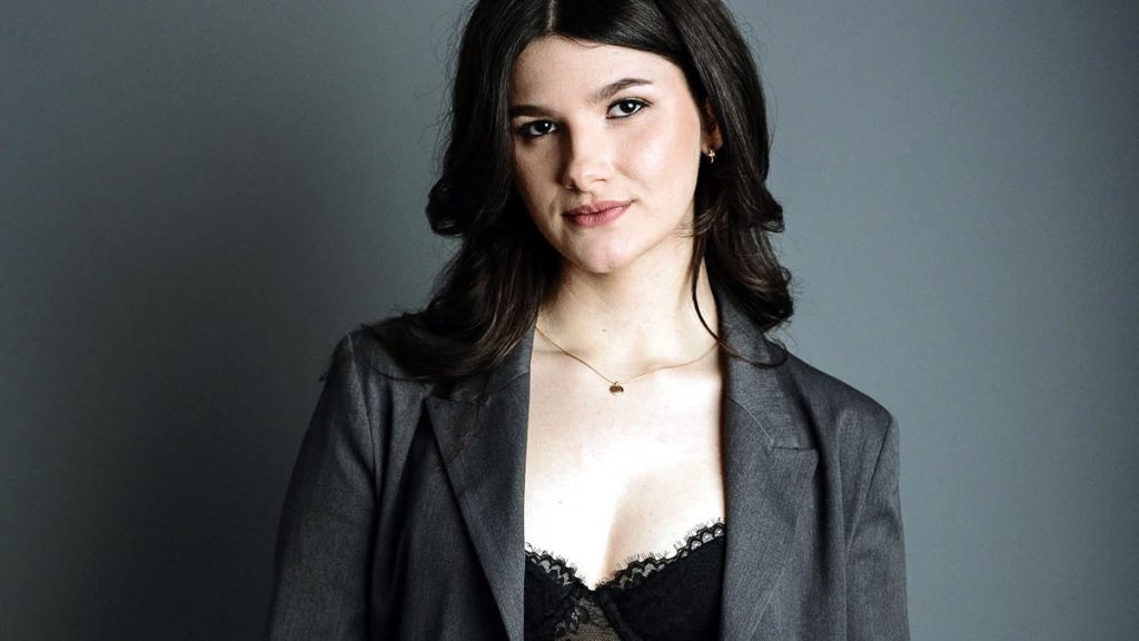 laura kovačević - nije bitno | 2024.