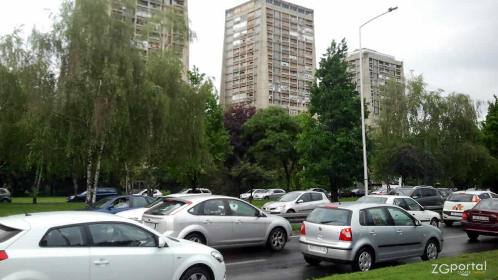 rakete | slavonska avenija vrbik zagreb | 05.06.2012.