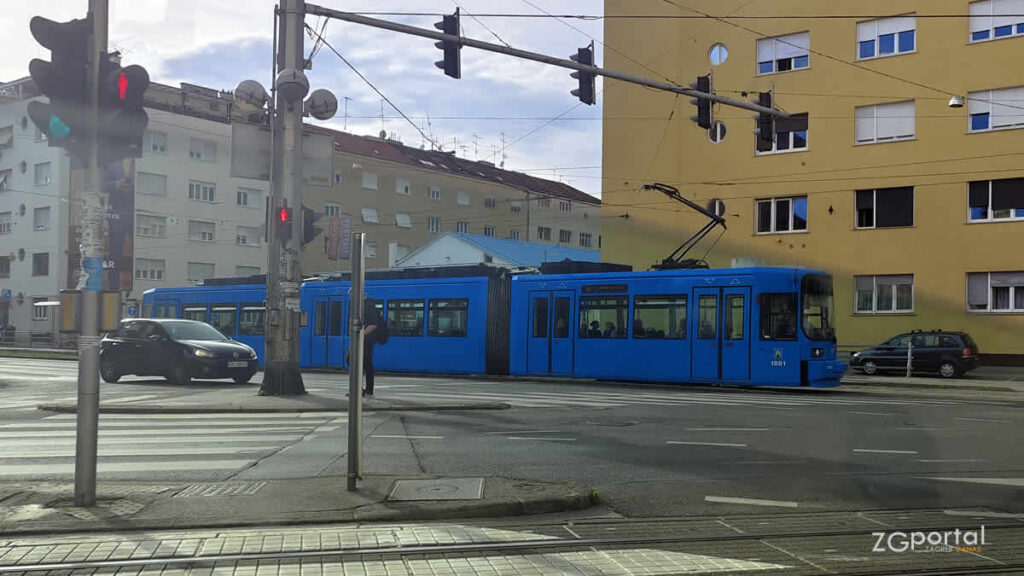 adtranz gt6m | tramvaj | zet zagreb | ulica kralja zvonimira zagreb | 22.05.2024.