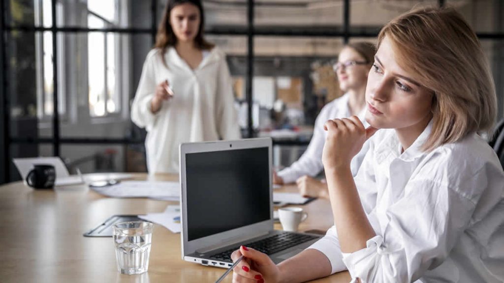 high angle corporate meeting with women | freepik | 2024.