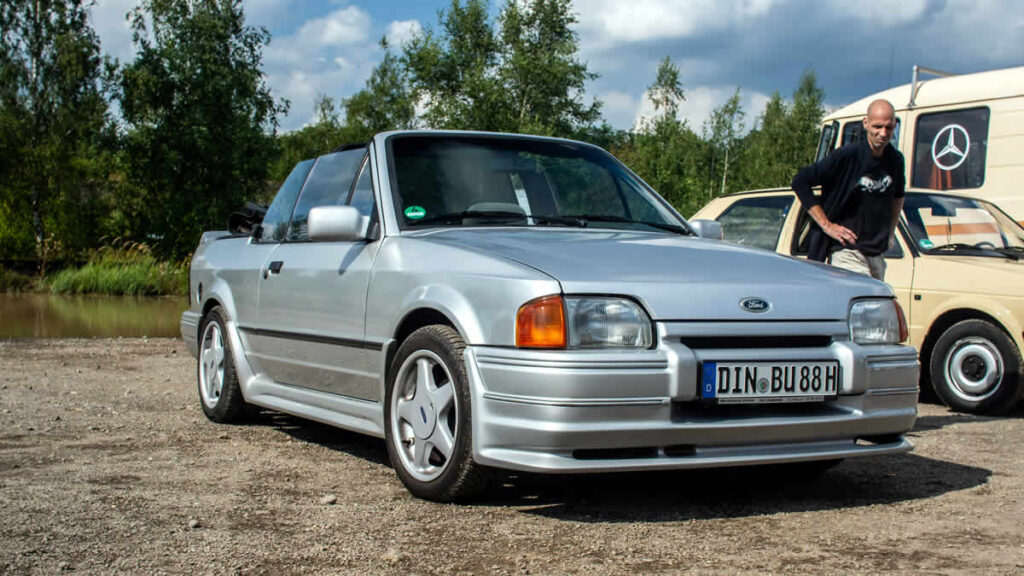 ford escort cabrio | 2025.