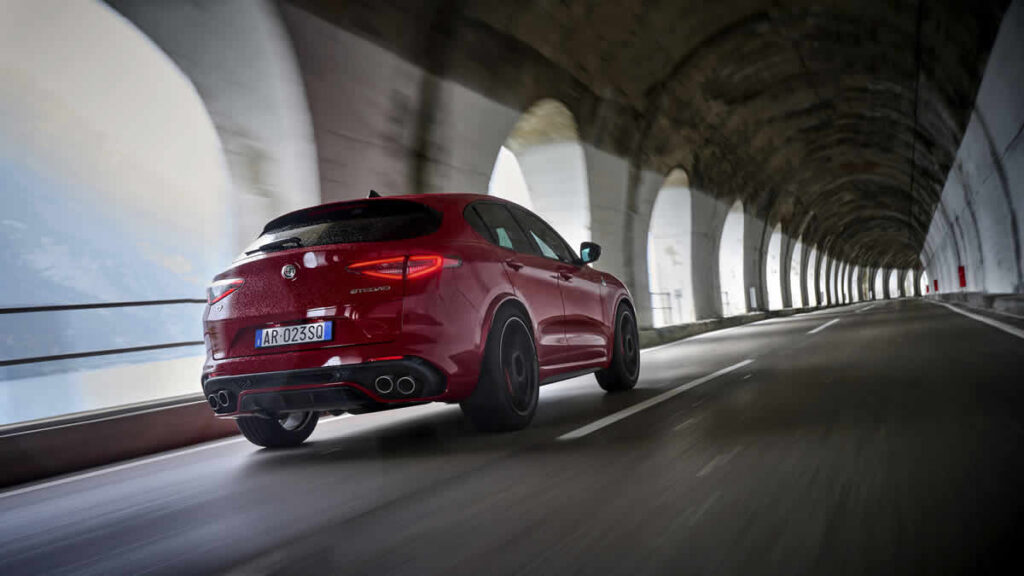 alfa romeo stelvio quadrifoglio | 2025.