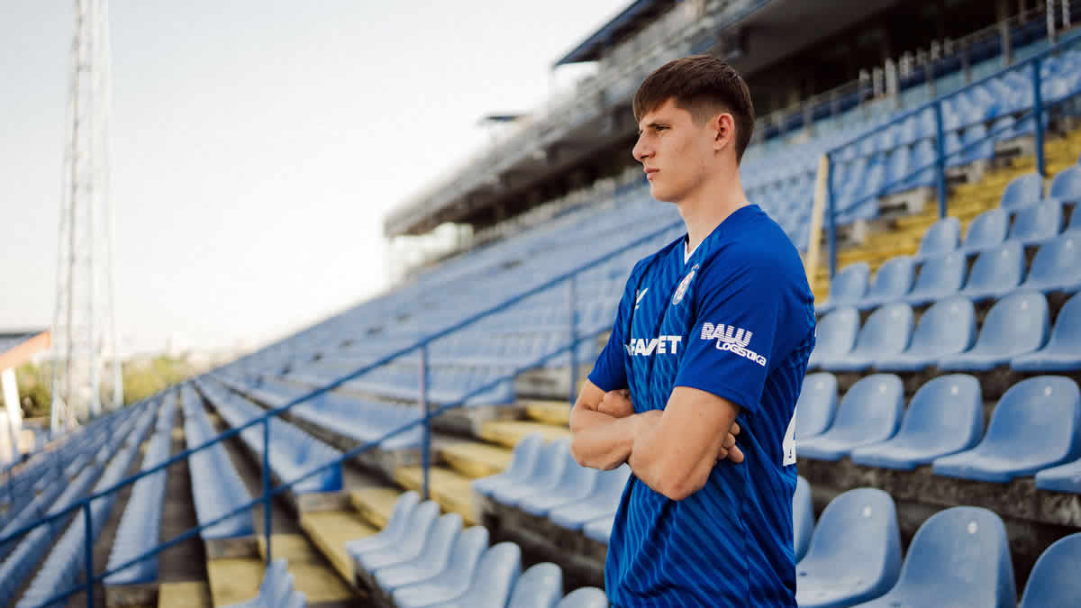 lovre kulušić | gnk dinamo zagreb | 2025.