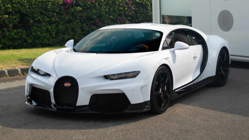 bugatti chiron | 2024.