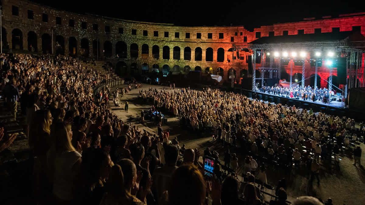 jose carreras | zagrebačka filharmonija | arena pula | 2025.