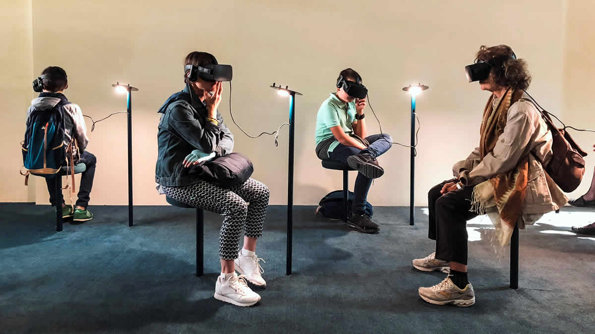 virtualna stvarnost | 2025.