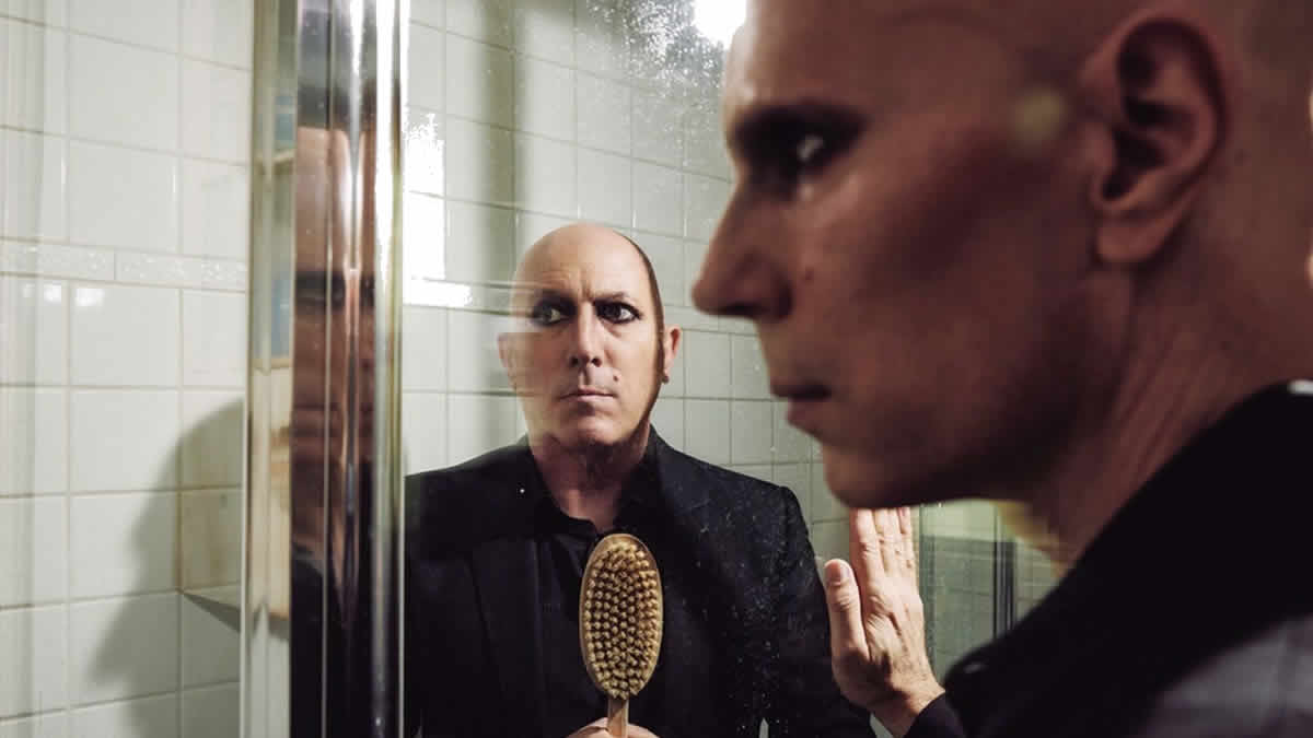 a perfect circle | 2025.