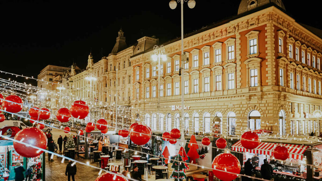 baš naš - zagrebački spomenar | advent u zagrebu 2025