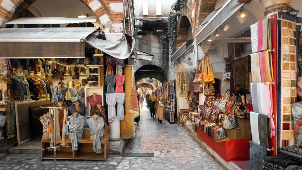 bazaar | 2025.