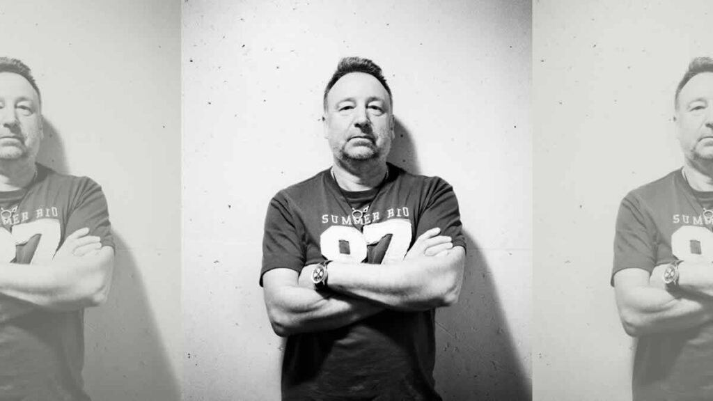 peter hook | 2025.