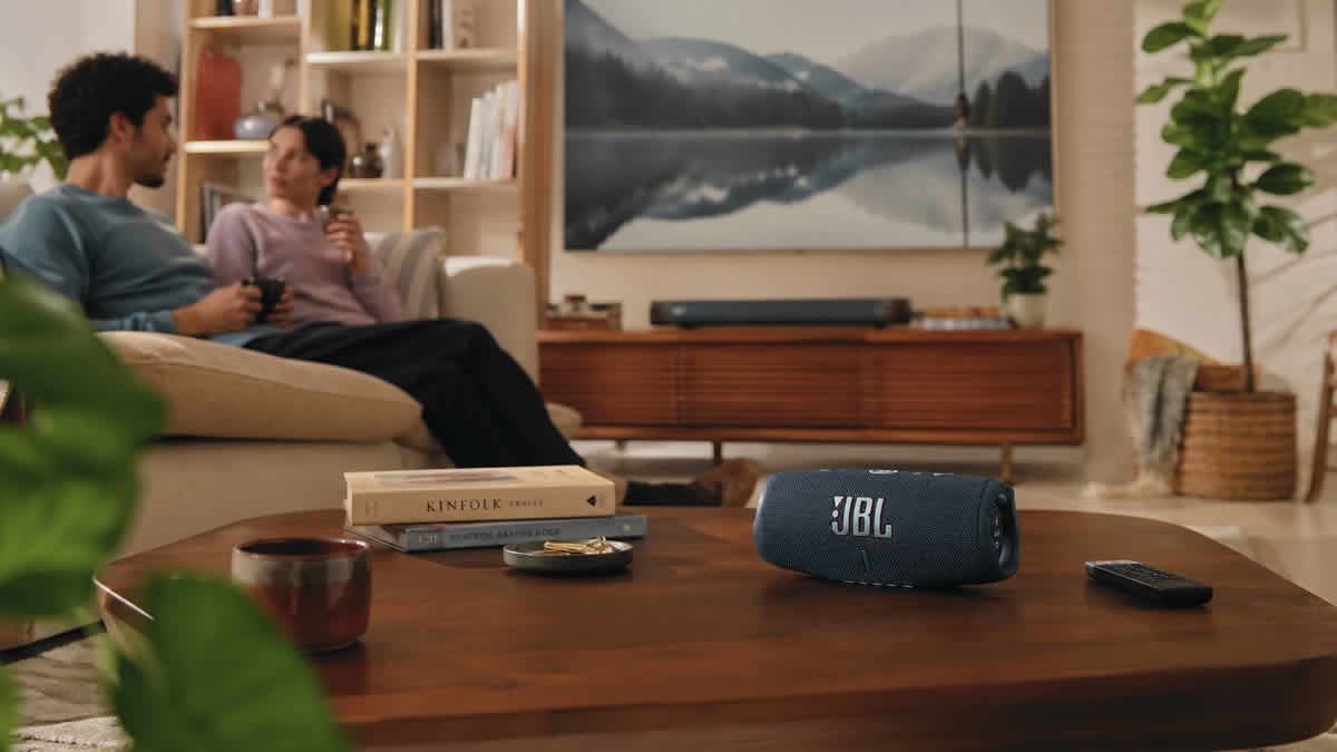 JBL Charge 6 | Prijenosni Bluetooth zvučnik koji donosi snažan zvuk, izdržljiv dizajn i evoluciju koja ima smisla