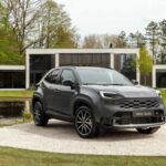 toyota yaris cross | storm grey color | 2026.